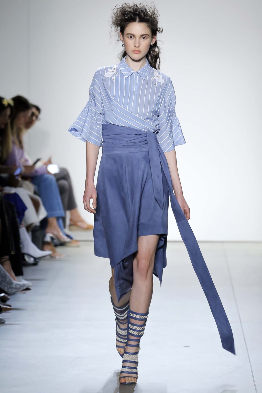 Fashion Week New York Spring/Summer 2018 look 2 from the Simkhai collection womenswear