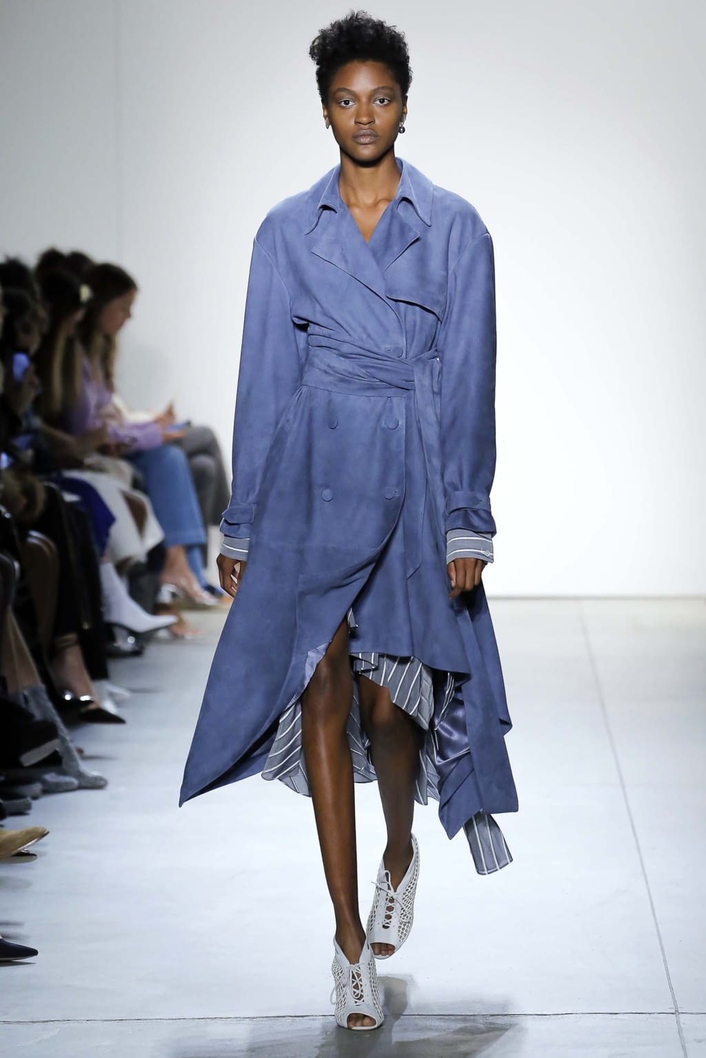 Fashion Week New York Spring/Summer 2018 look 6 from the Simkhai collection womenswear