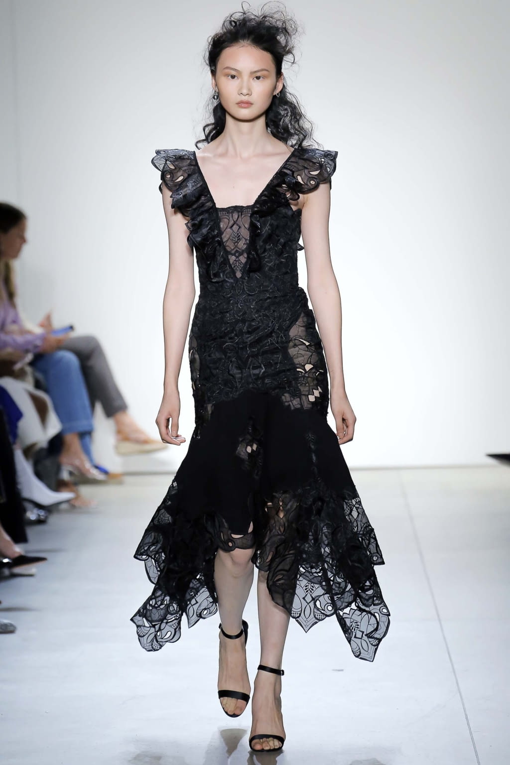 Fashion Week New York Spring/Summer 2018 look 24 from the Simkhai collection womenswear