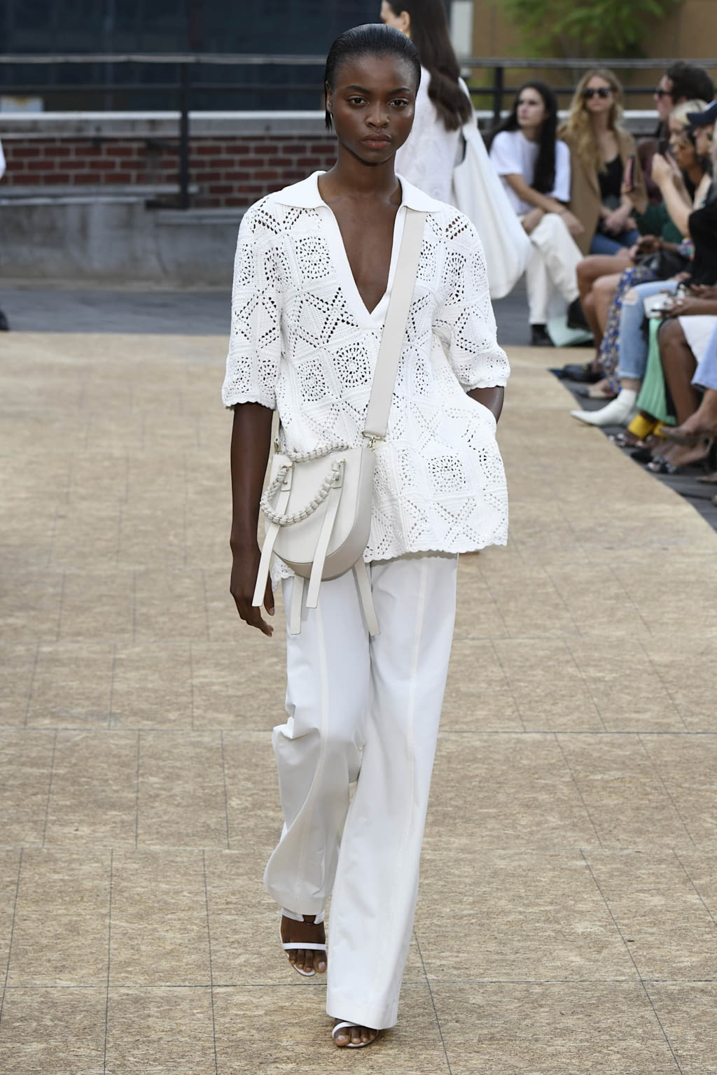 Fashion Week New York Spring/Summer 2020 look 14 from the Simkhai collection 女装