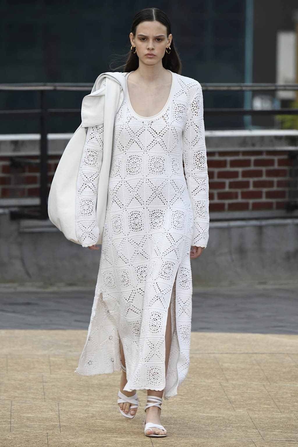 Fashion Week New York Spring/Summer 2020 look 15 from the Simkhai collection womenswear