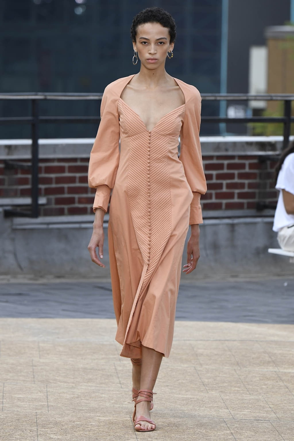 Fashion Week New York Spring/Summer 2020 look 20 from the Simkhai collection womenswear