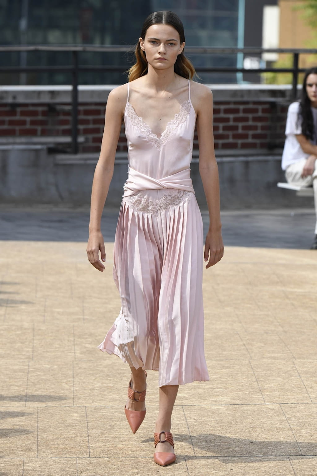 Fashion Week New York Spring/Summer 2020 look 32 from the Simkhai collection womenswear