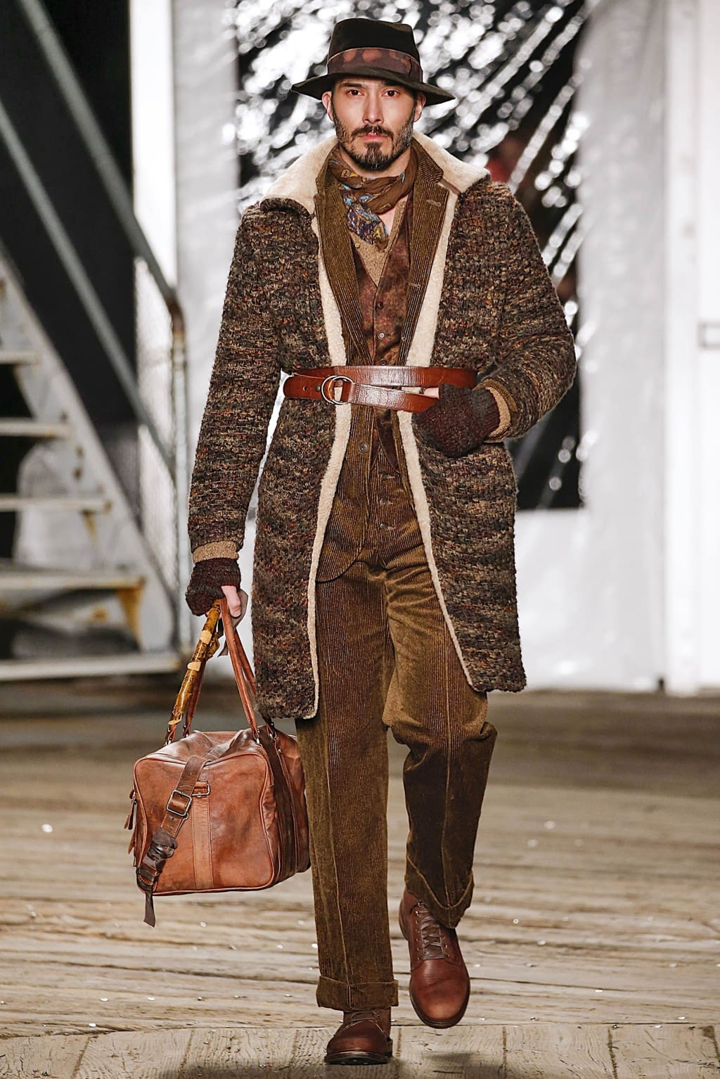 Fashion Week New York Fall/Winter 2019 look 10 from the Joseph Abboud collection menswear
