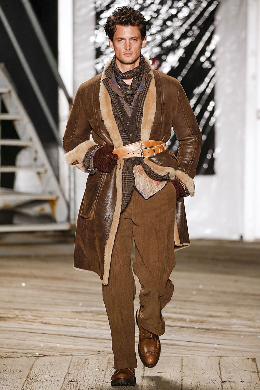 Fashion Week New York Fall/Winter 2019 look 18 de la collection Joseph Abboud menswear