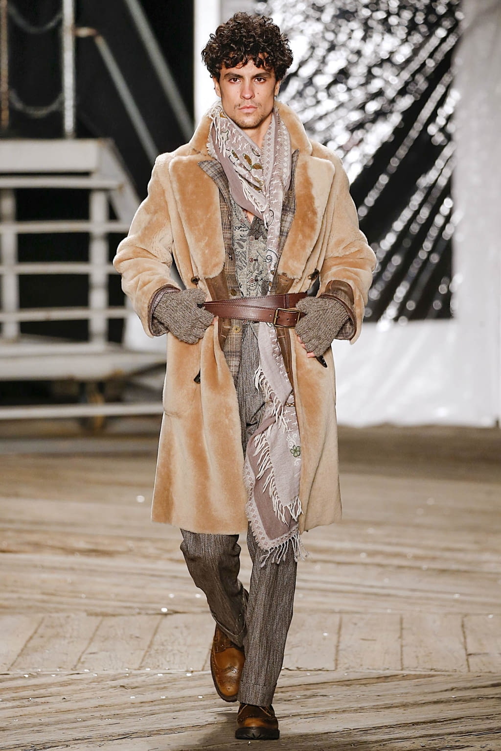 Fashion Week New York Fall/Winter 2019 look 25 from the Joseph Abboud collection menswear