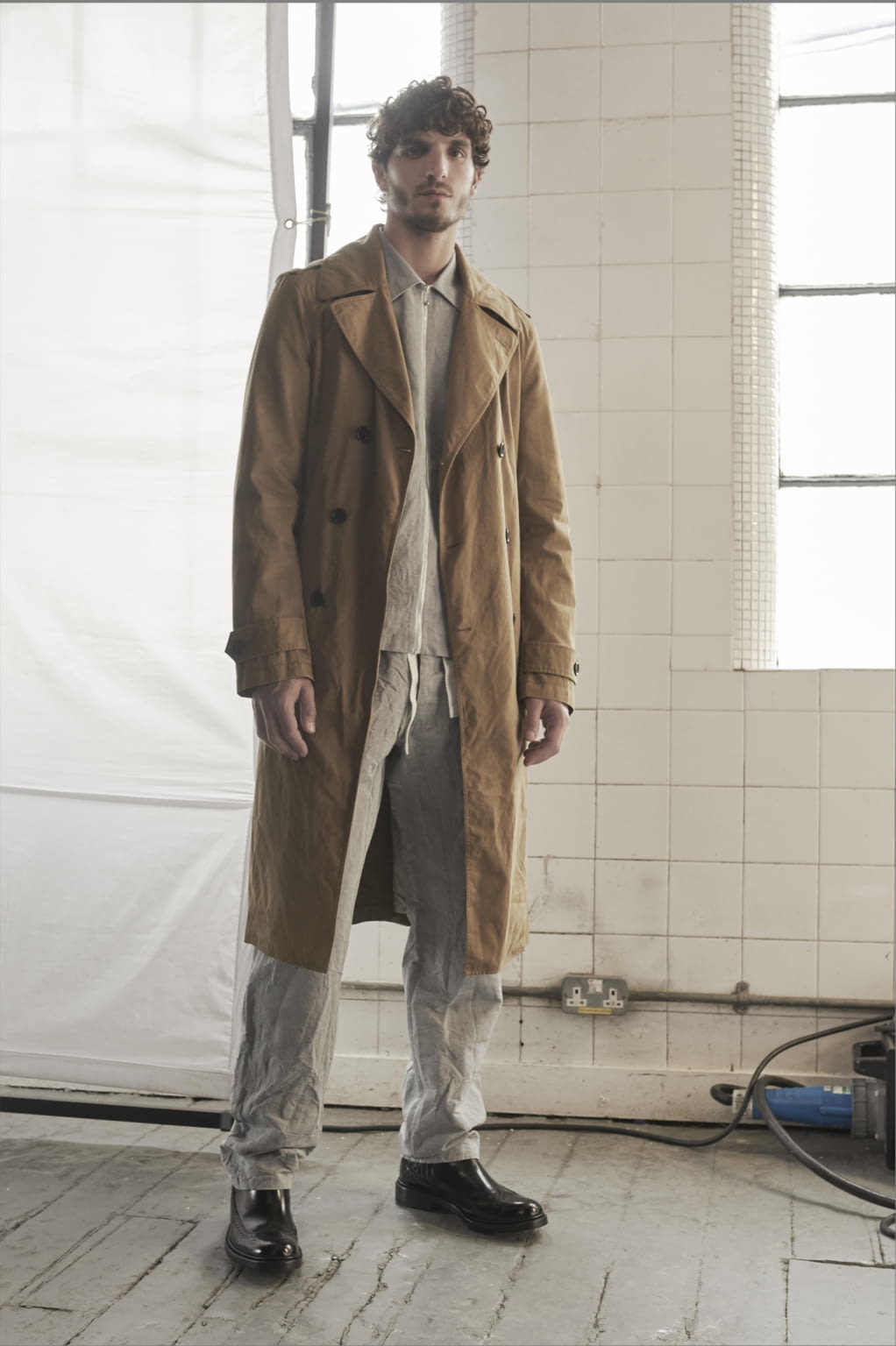Fashion Week London Spring/Summer 2017 look 13 from the Joseph collection menswear