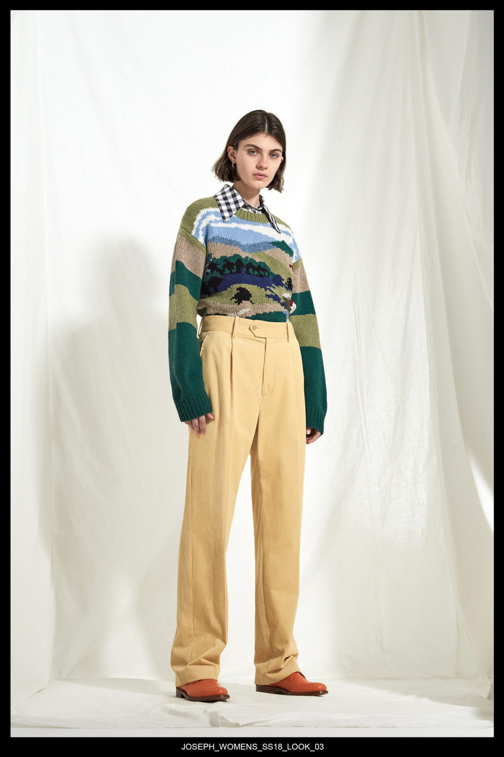 Fashion Week London Resort 2018 look 3 from the Joseph collection 女装
