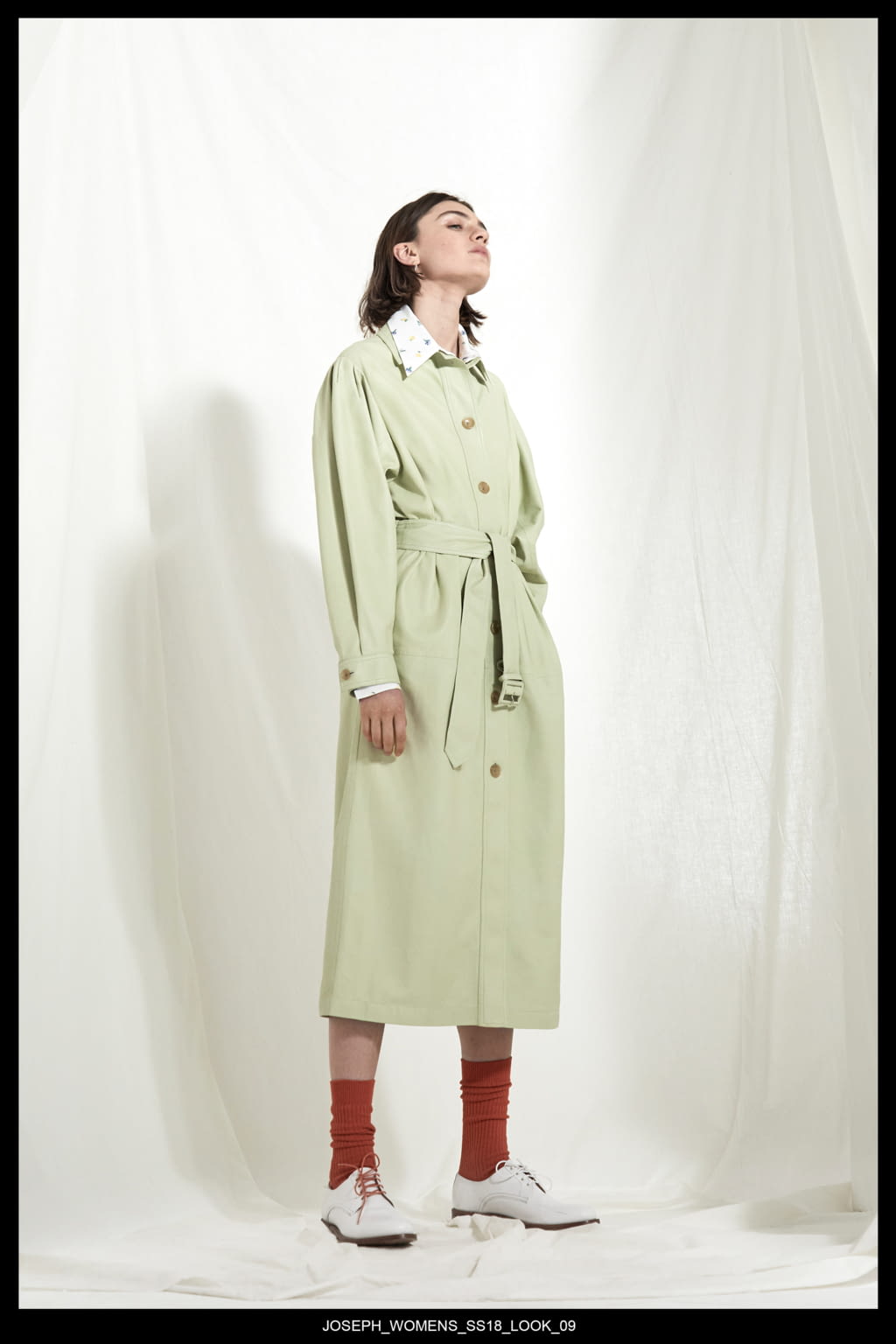 Fashion Week London Resort 2018 look 9 from the Joseph collection 女装