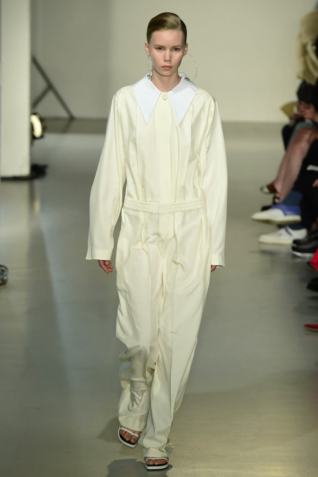 Fashion Week London Spring/Summer 2018 look 13 from the Joseph collection womenswear