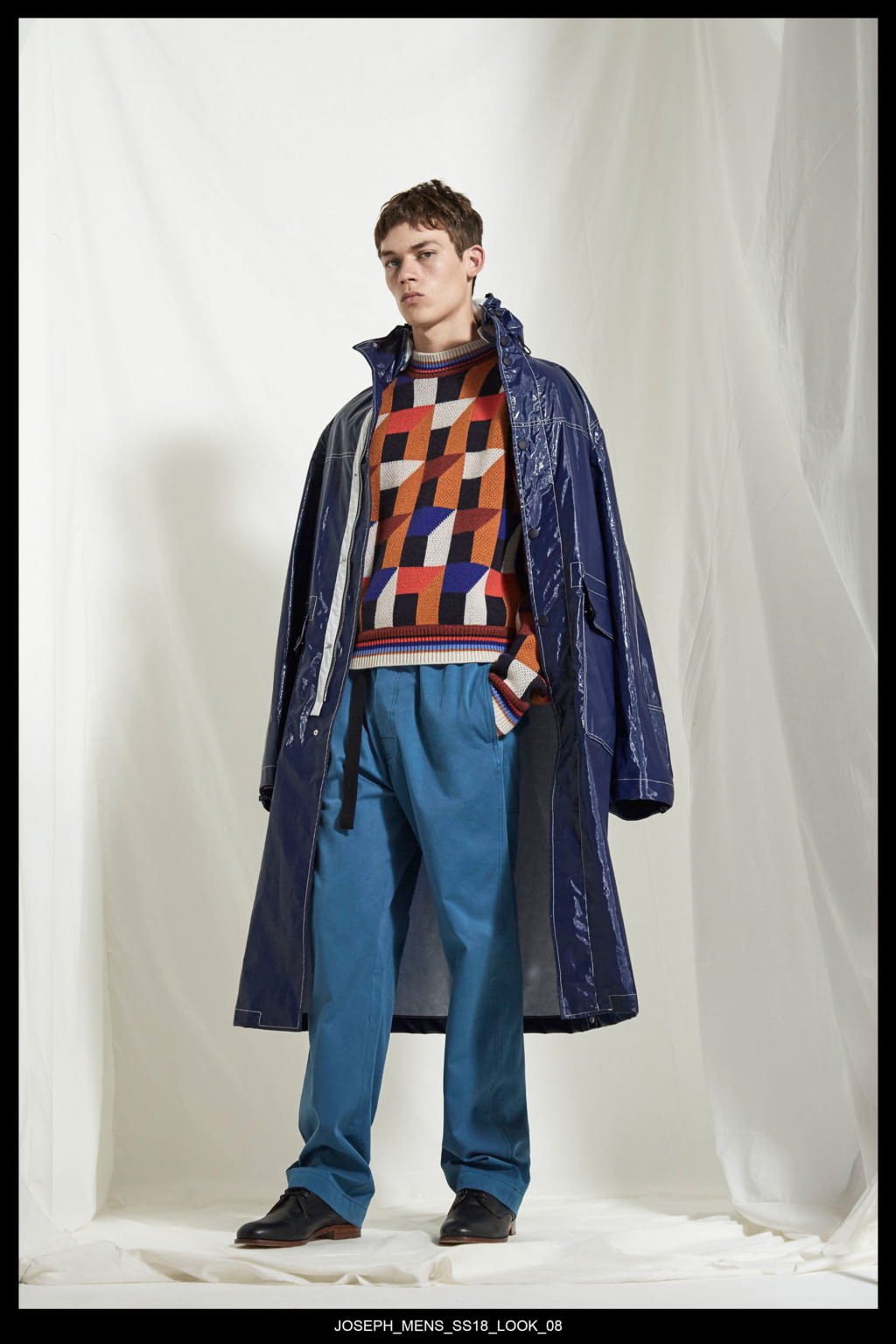 Fashion Week London Spring/Summer 2018 look 8 from the Joseph collection 男装