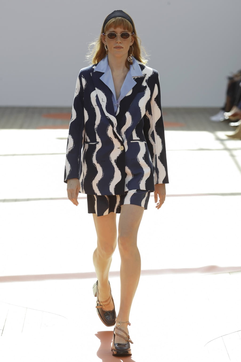 Fashion Week Paris Spring/Summer 2019 look 19 from the Jour/Né collection womenswear
