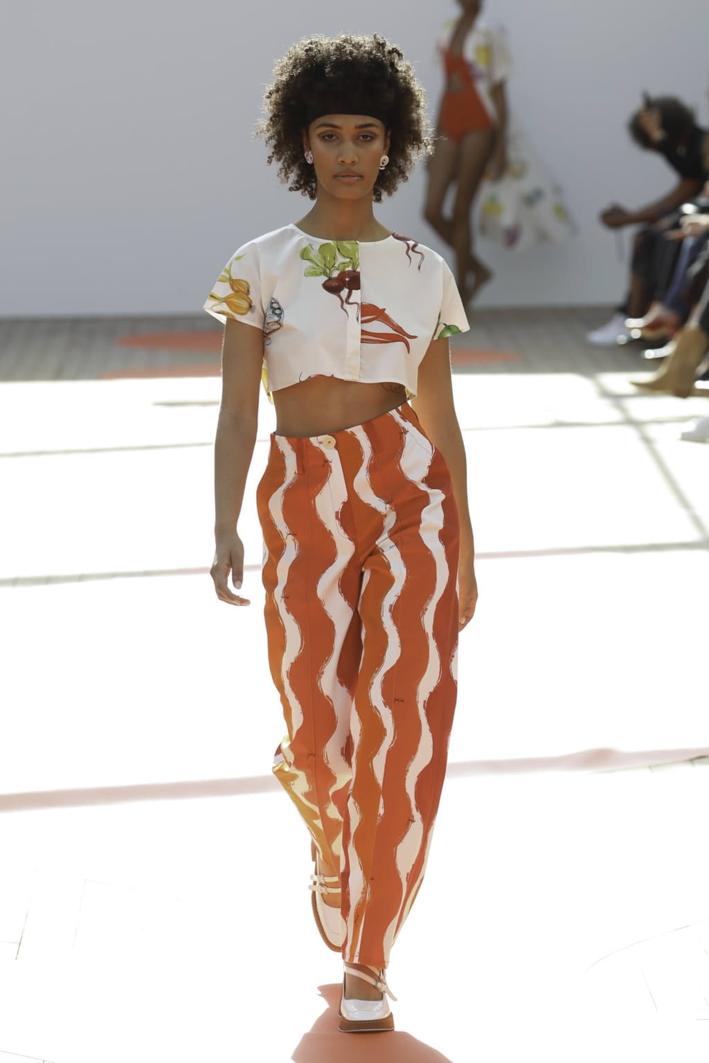 Fashion Week Paris Spring/Summer 2019 look 22 from the Jour/Né collection 女装