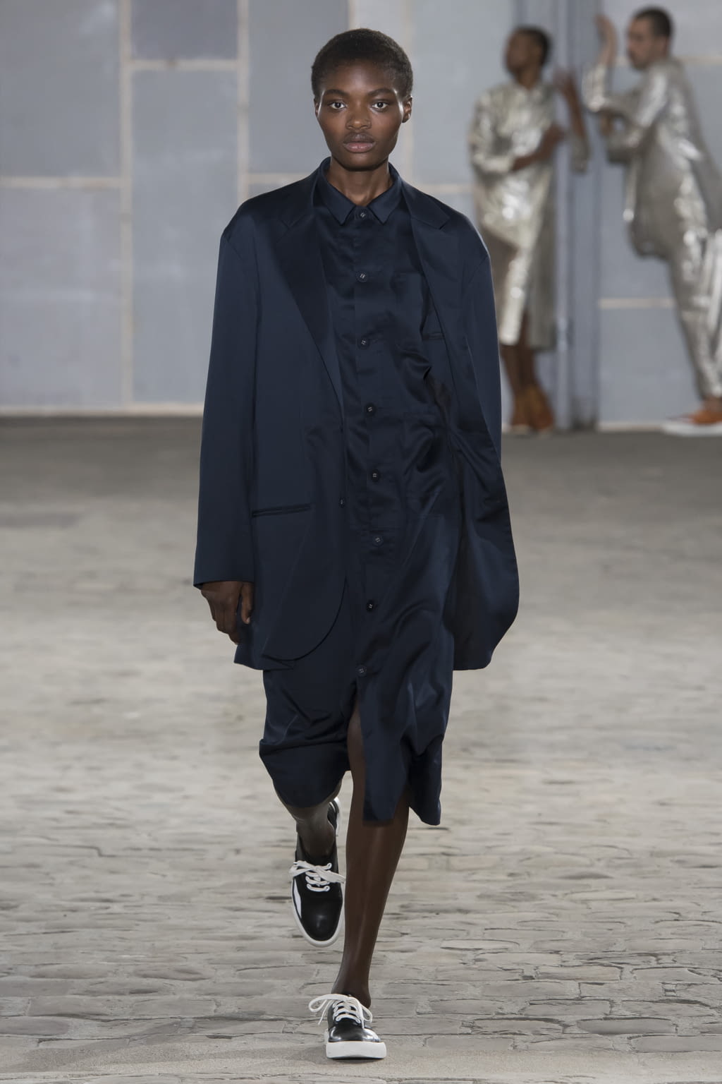Fashion Week Paris Spring/Summer 2018 look 11 from the Julien David collection menswear