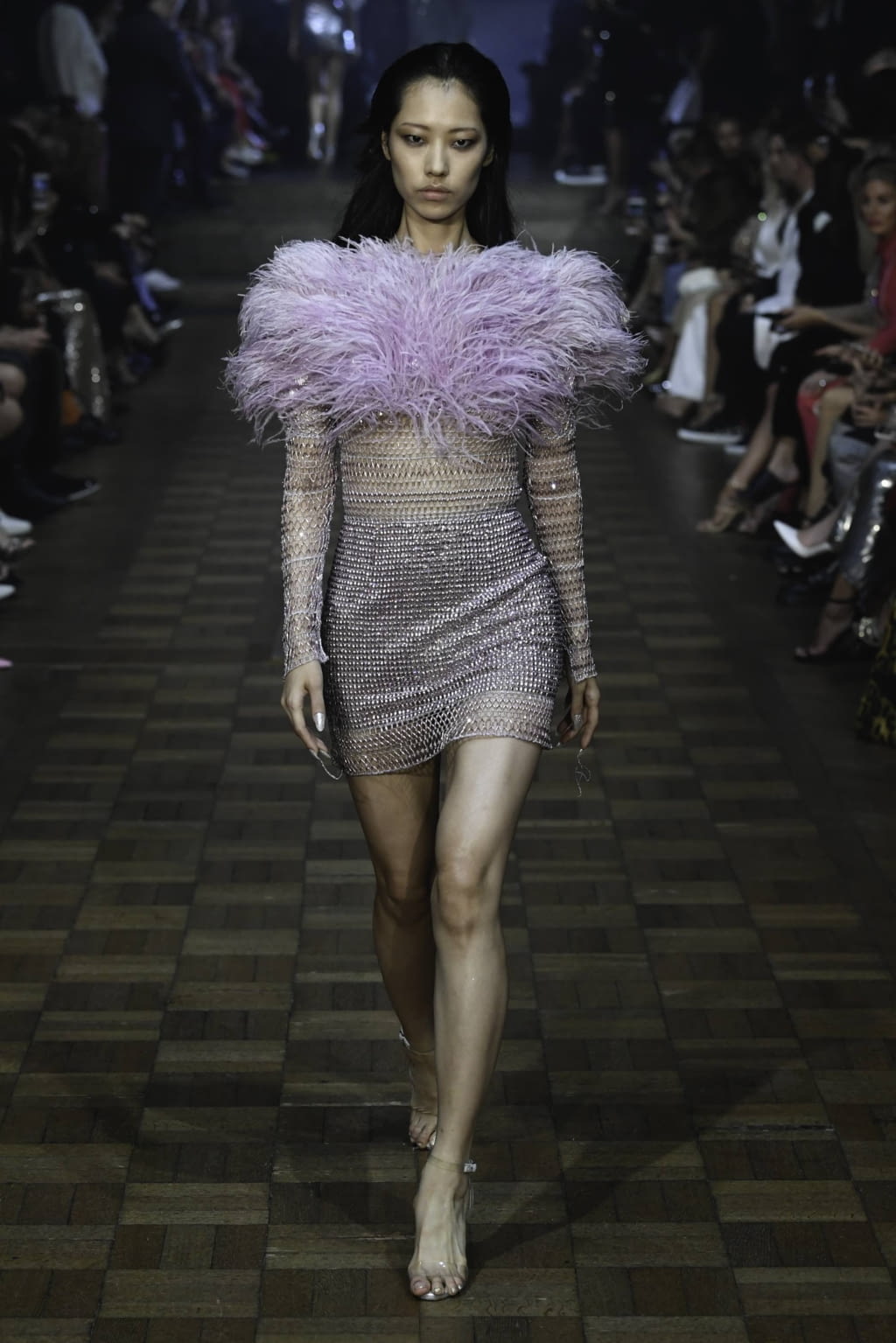 Fashion Week London Spring/Summer 2020 look 48 from the Julien MacDonald collection womenswear