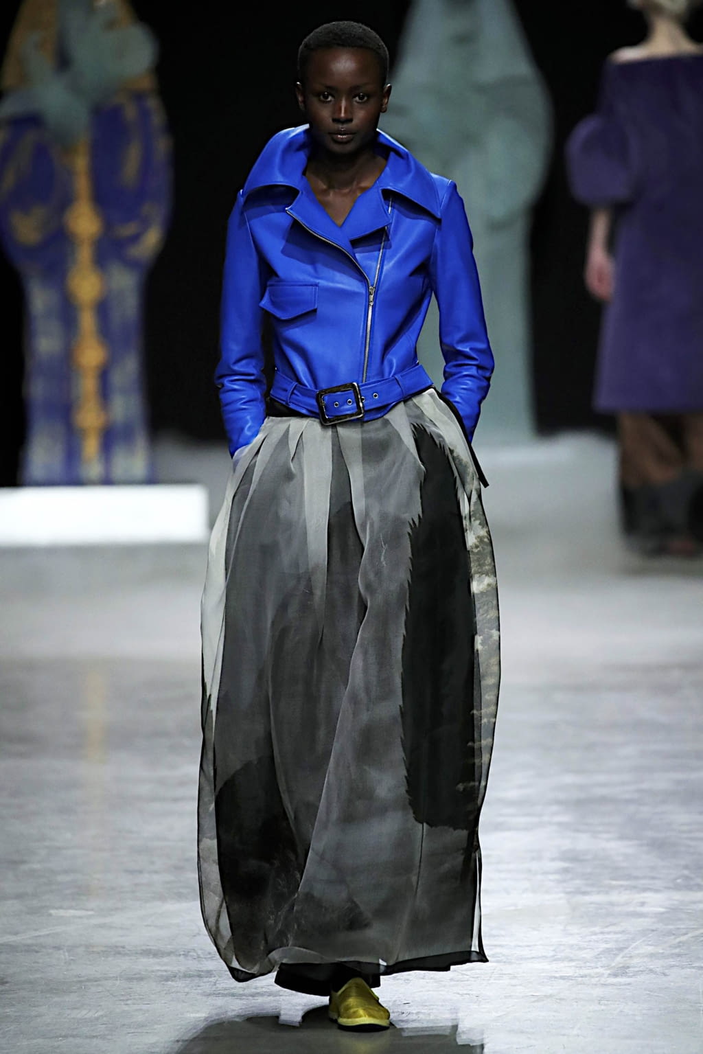 Fashion Week Paris Fall/Winter 2020 look 3 from the Junko Shimada collection womenswear