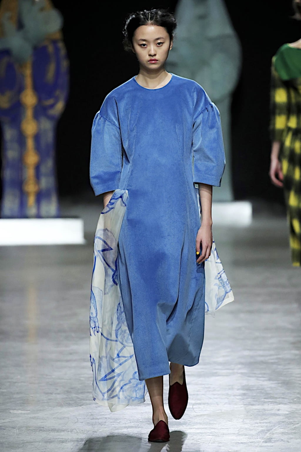 Fashion Week Paris Fall/Winter 2020 look 9 de la collection Junko Shimada womenswear