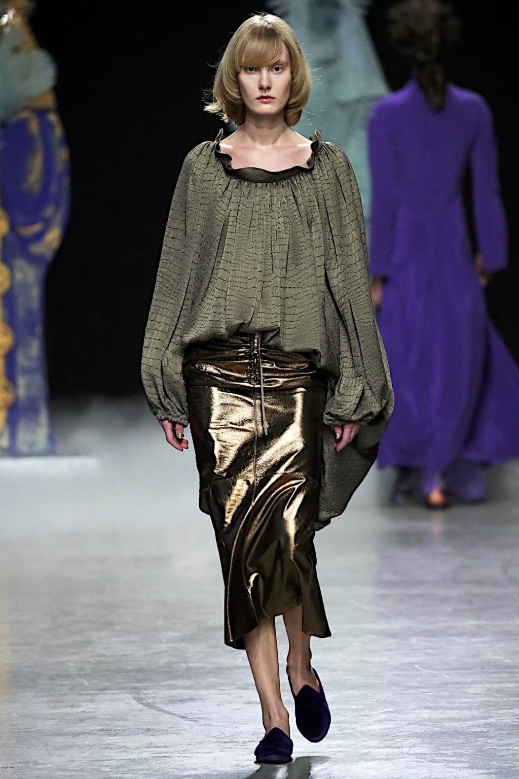 Fashion Week Paris Fall/Winter 2020 look 14 from the Junko Shimada collection womenswear