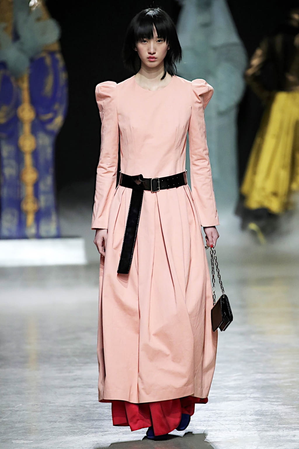 Fashion Week Paris Fall/Winter 2020 look 25 de la collection Junko Shimada womenswear