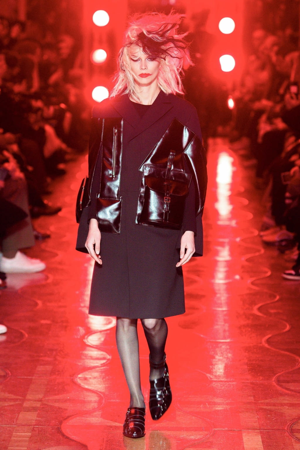 Fashion Week Paris Fall/Winter 2020 look 8 de la collection Junya Watanabe womenswear