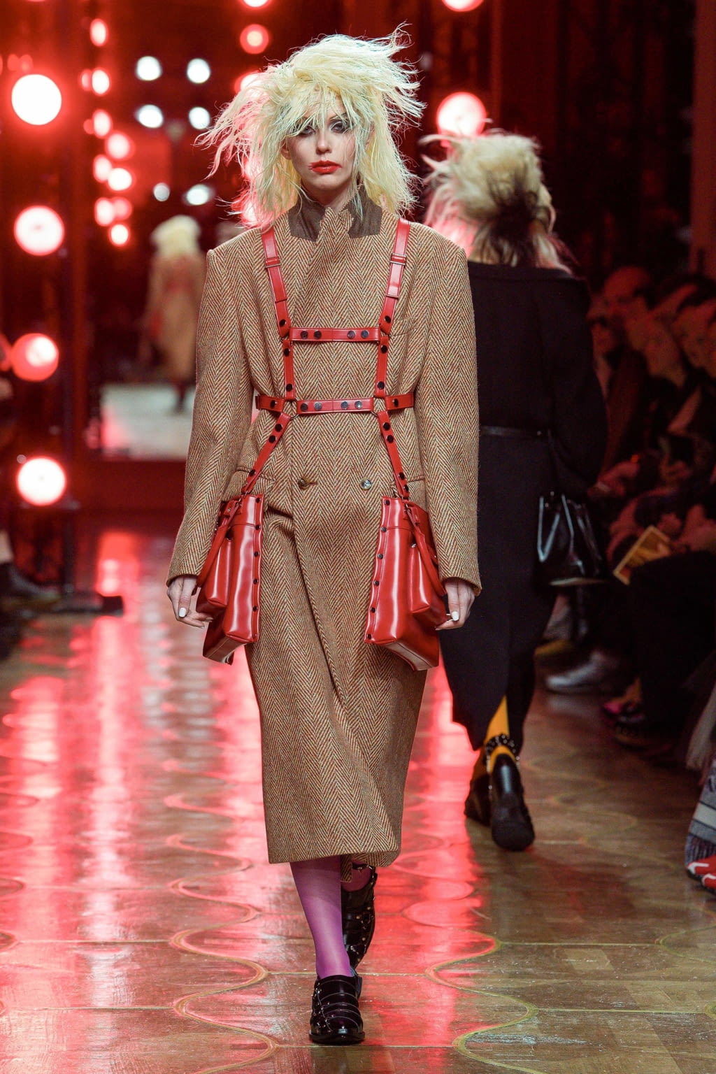 Fashion Week Paris Fall/Winter 2020 look 22 from the Junya Watanabe collection 女装