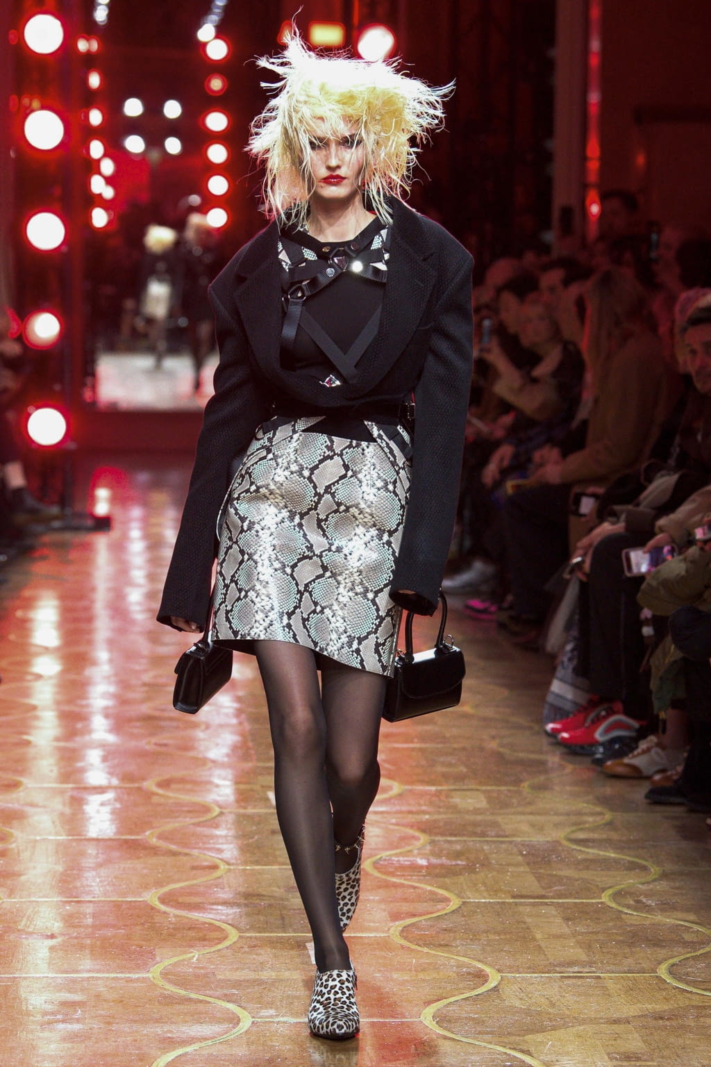 Fashion Week Paris Fall/Winter 2020 look 41 de la collection Junya Watanabe womenswear