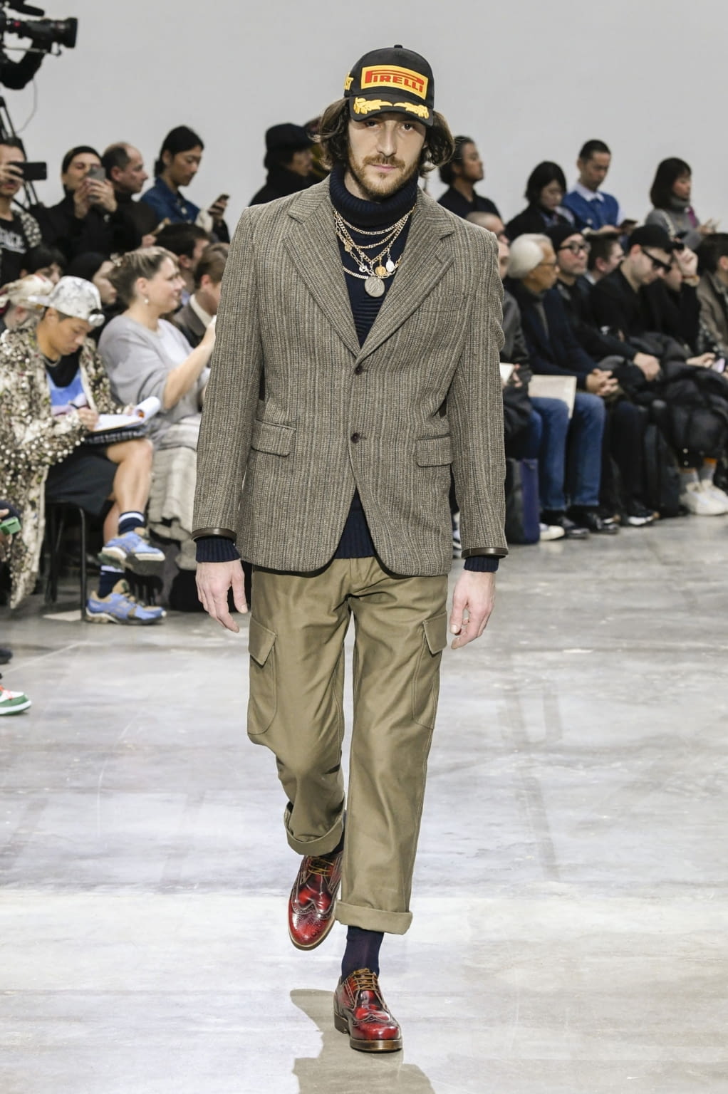 Fashion Week Paris Fall/Winter 2020 look 24 from the Junya Watanabe collection menswear