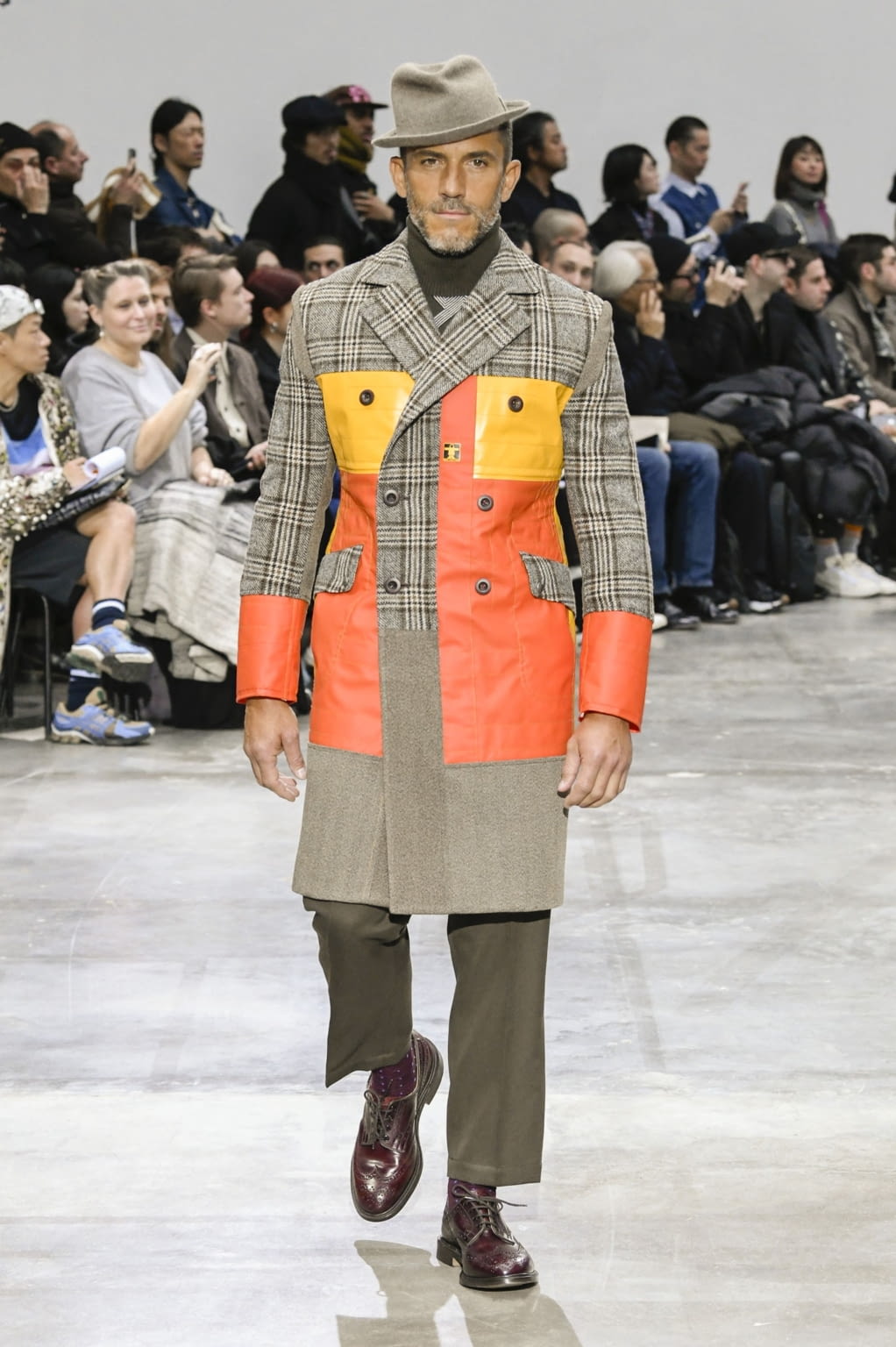 Fashion Week Paris Fall/Winter 2020 look 38 from the Junya Watanabe collection menswear