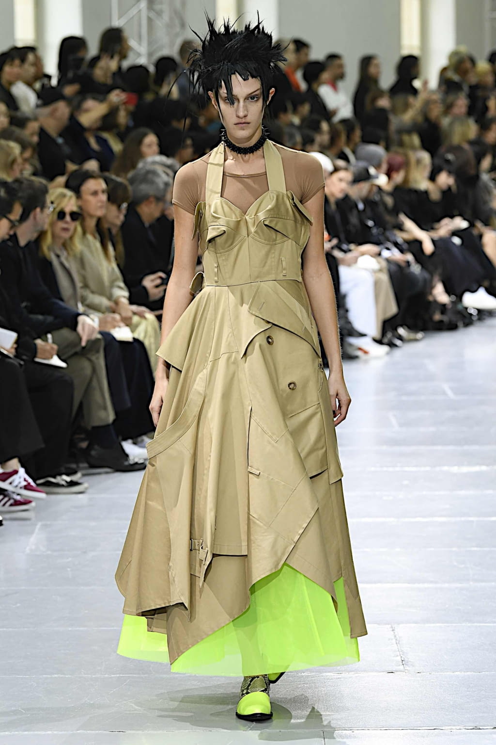 Fashion Week Paris Spring/Summer 2020 look 2 from the Junya Watanabe collection womenswear
