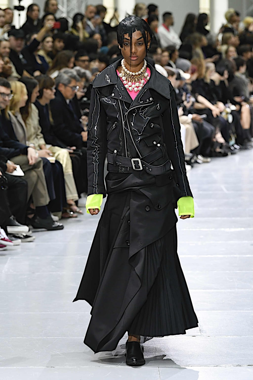 Fashion Week Paris Spring/Summer 2020 look 19 from the Junya Watanabe collection 女装