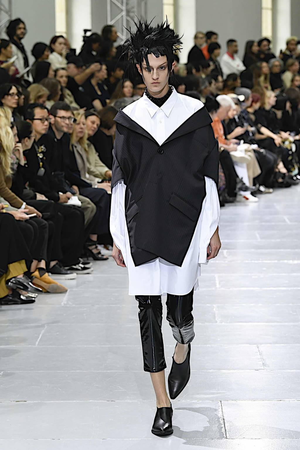 Fashion Week Paris Spring/Summer 2020 look 28 from the Junya Watanabe collection womenswear