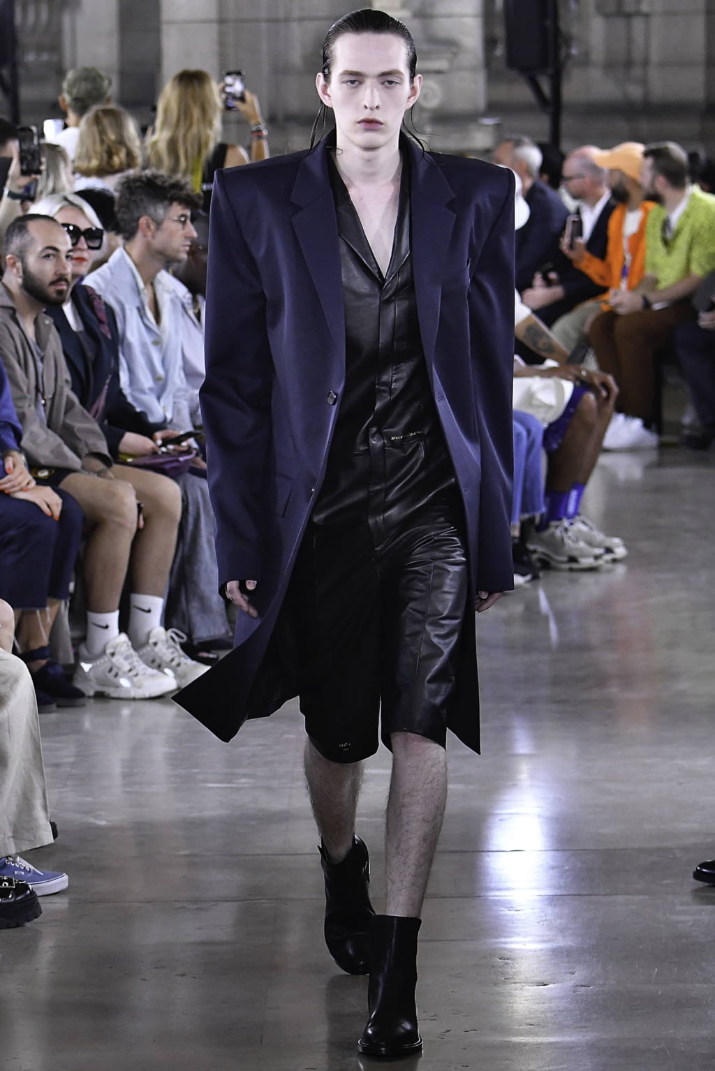 Fashion Week Paris Spring/Summer 2020 look 5 from the Juun.J collection 男装