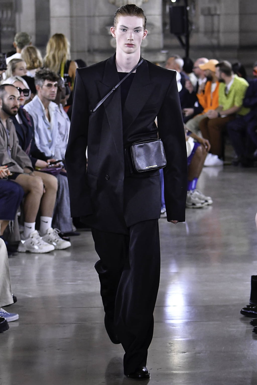 Fashion Week Paris Spring/Summer 2020 look 8 from the Juun.J collection menswear