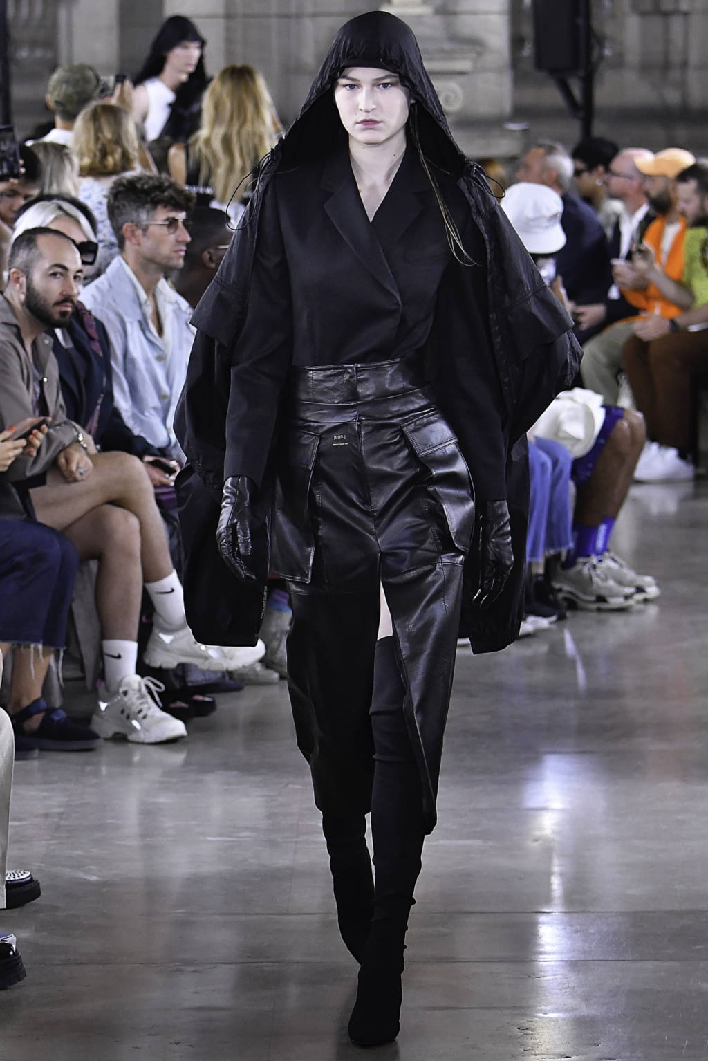 Fashion Week Paris Spring/Summer 2020 look 14 from the Juun.J collection 男装