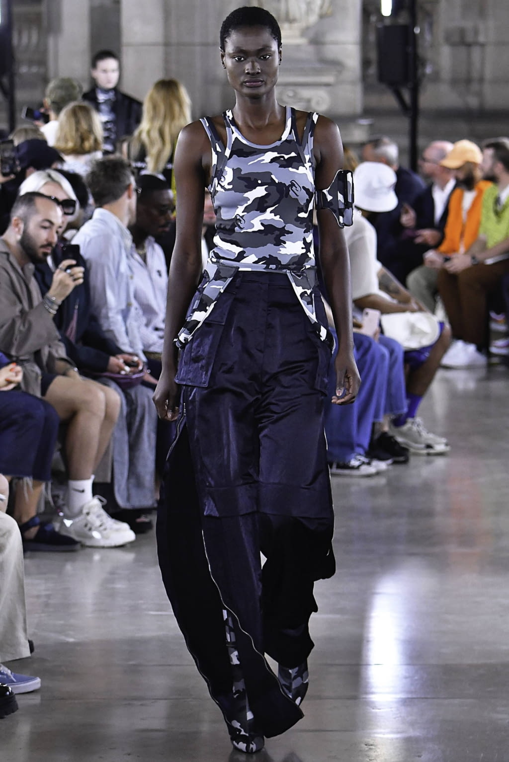 Fashion Week Paris Spring/Summer 2020 look 32 from the Juun.J collection menswear