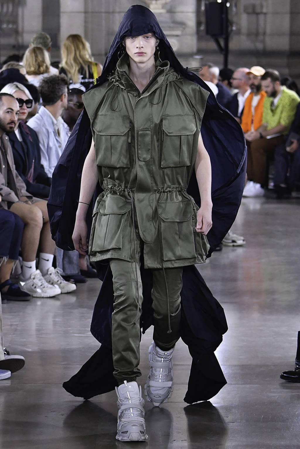 Fashion Week Paris Spring/Summer 2020 look 40 from the Juun.J collection 男装