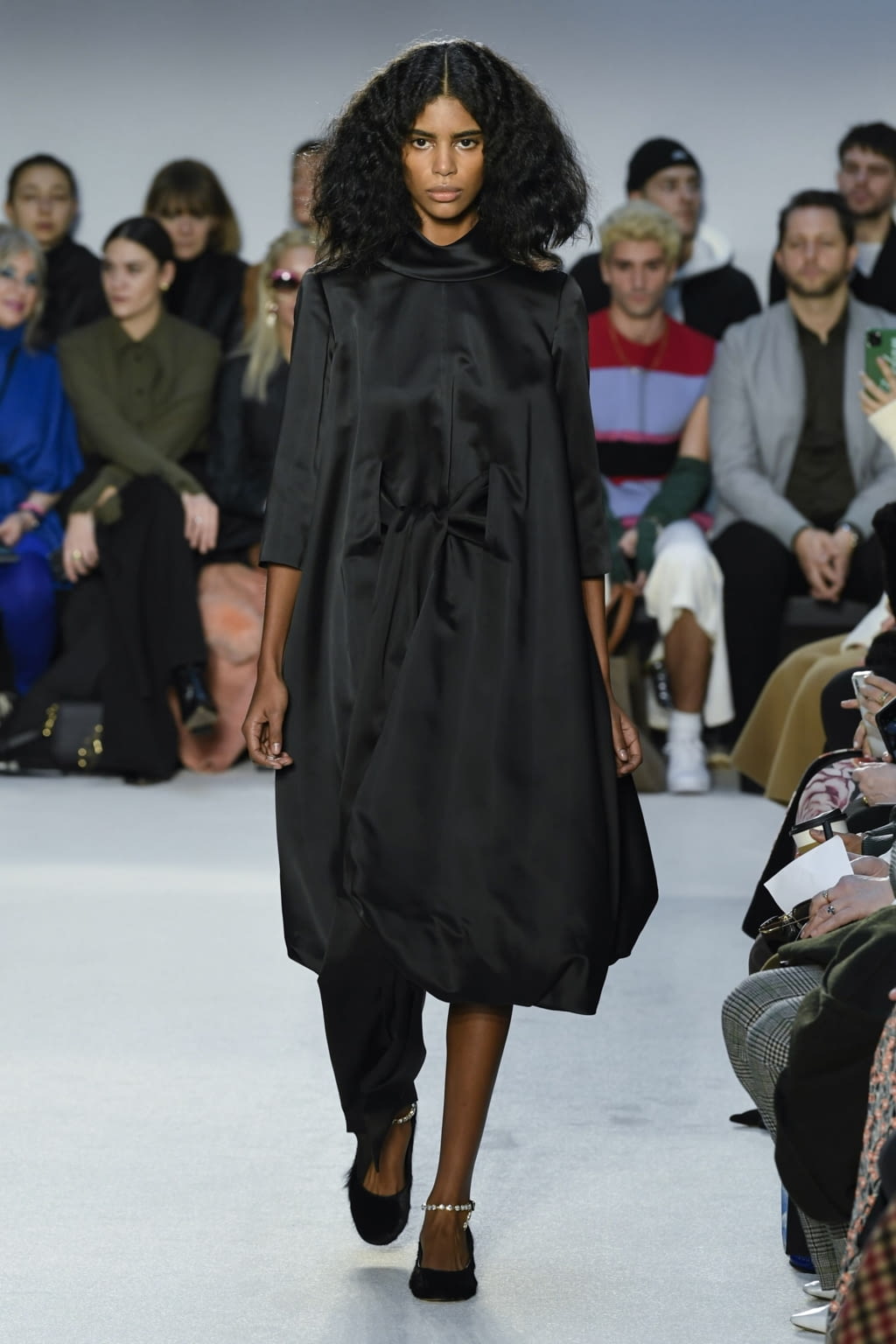 Fashion Week London Fall/Winter 2020 look 7 de la collection JW Anderson womenswear