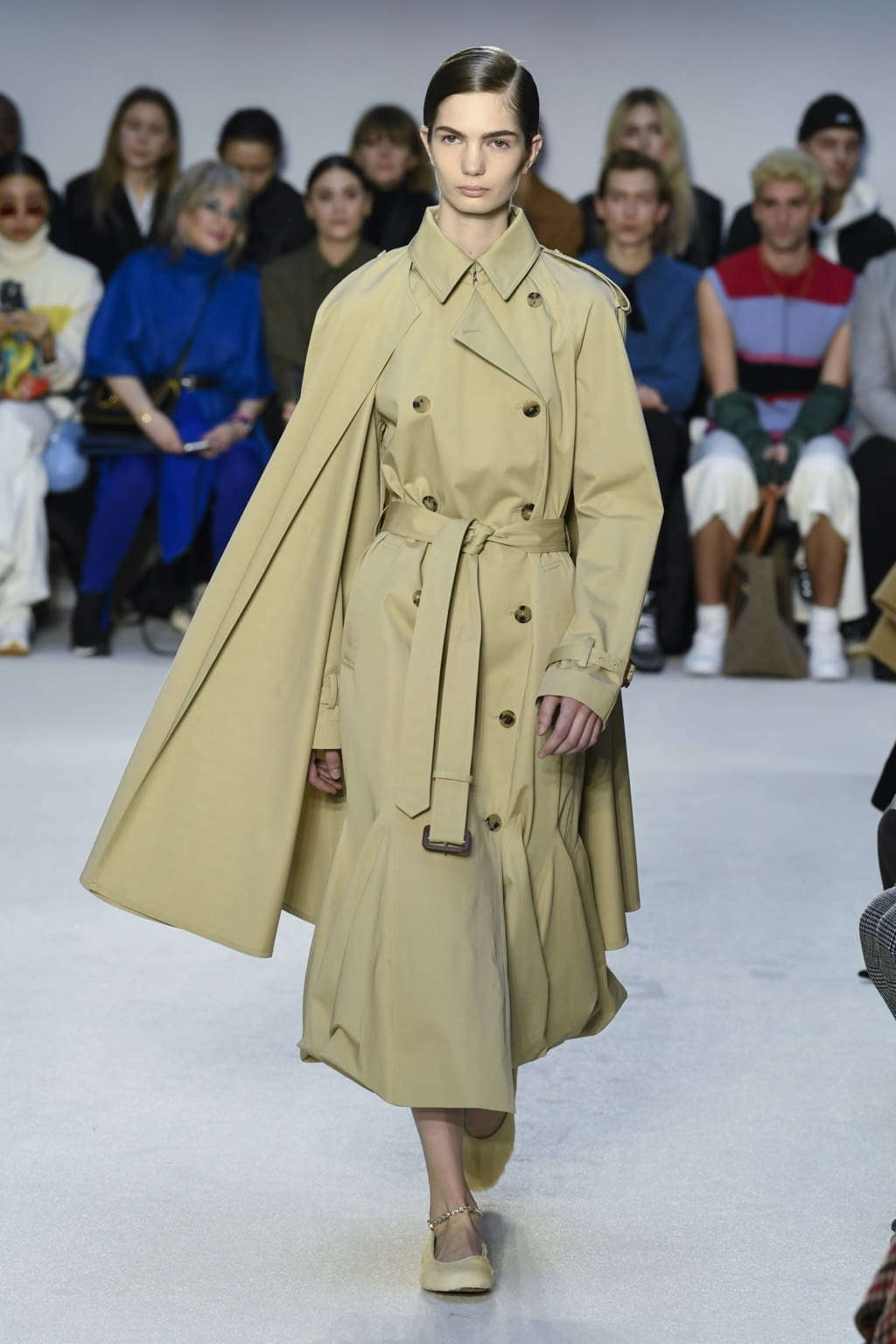 Fashion Week London Fall/Winter 2020 look 24 from the JW Anderson collection 女装