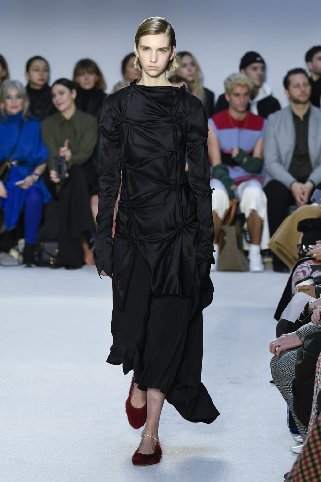 Fashion Week London Fall/Winter 2020 look 25 de la collection JW Anderson womenswear