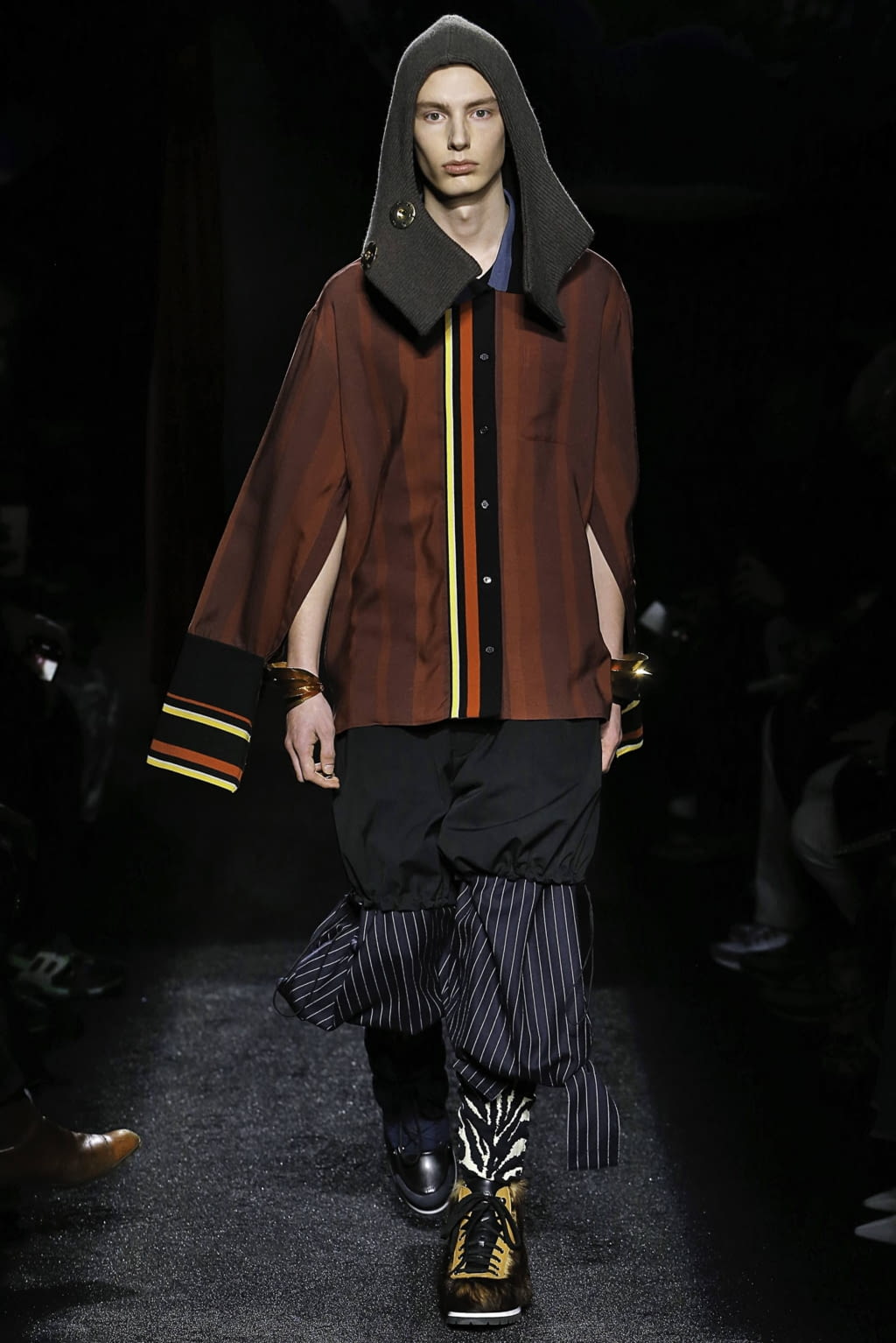 Fashion Week Paris Fall/Winter 2019 look 21 from the JW Anderson collection 男装