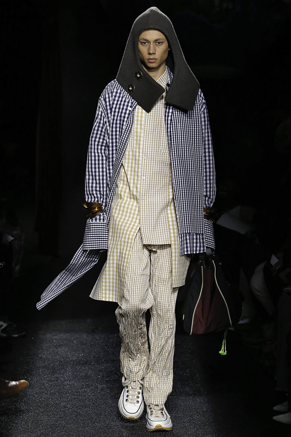 Fashion Week Paris Fall/Winter 2019 look 37 from the JW Anderson collection 男装