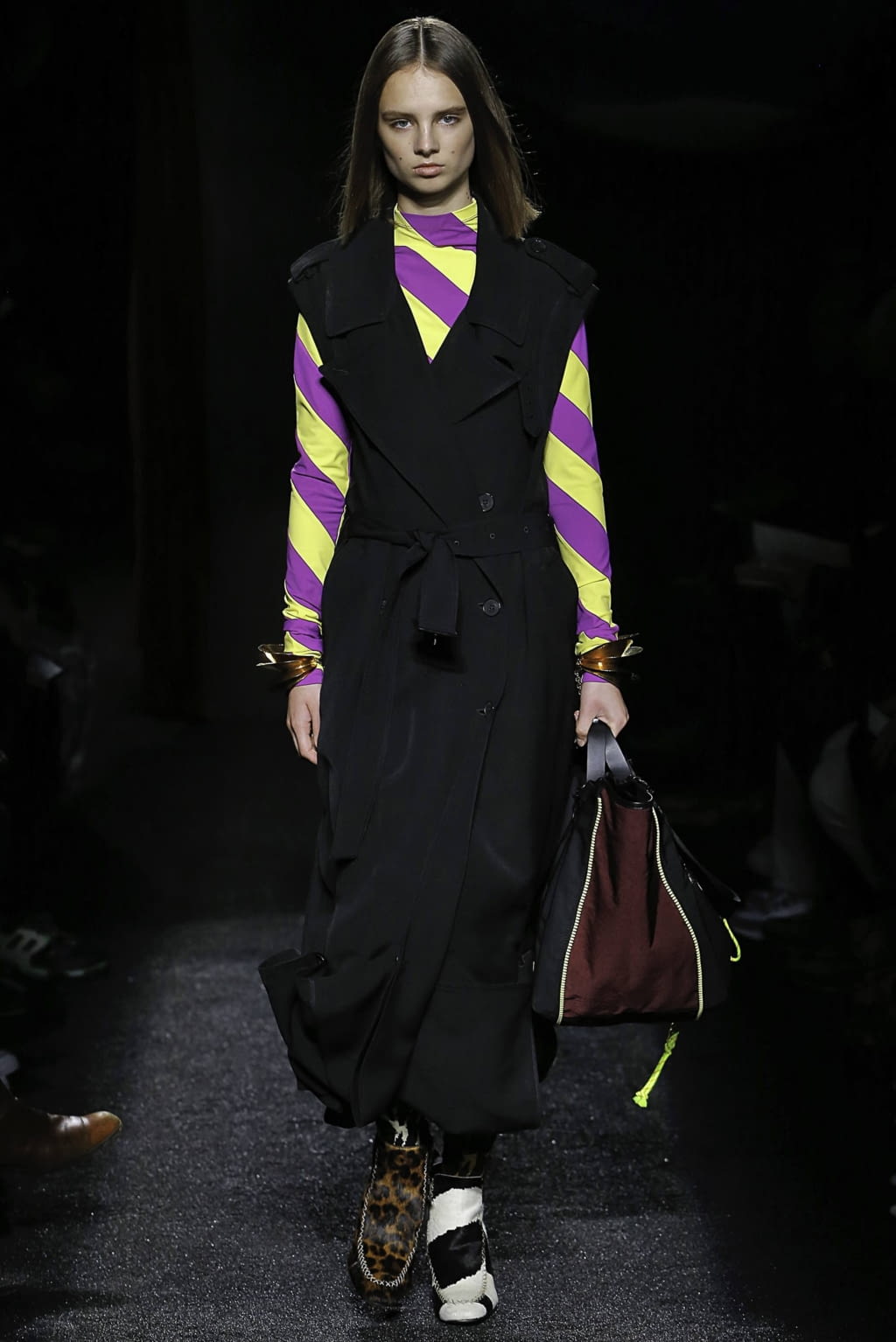 Fashion Week Paris Fall/Winter 2019 look 38 from the JW Anderson collection menswear