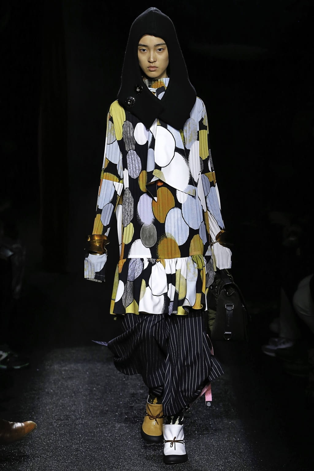 Fashion Week Paris Fall/Winter 2019 look 40 from the JW Anderson collection menswear