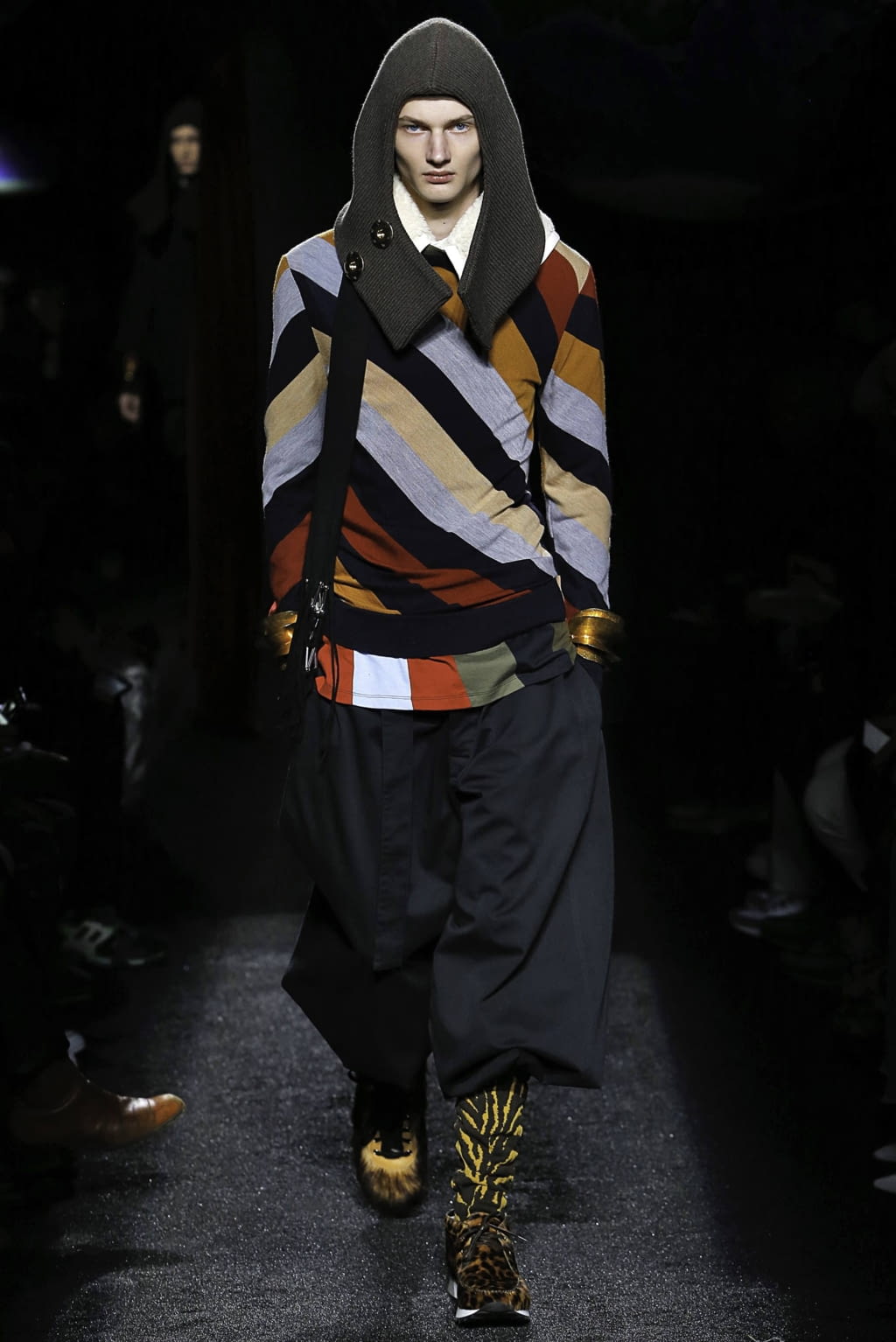 Fashion Week Paris Fall/Winter 2019 look 42 from the JW Anderson collection menswear