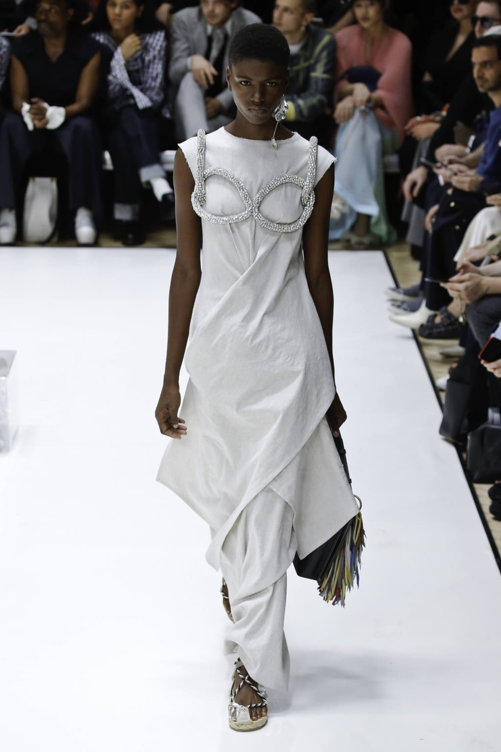 Fashion Week London Spring/Summer 2020 look 14 from the JW Anderson collection 女装