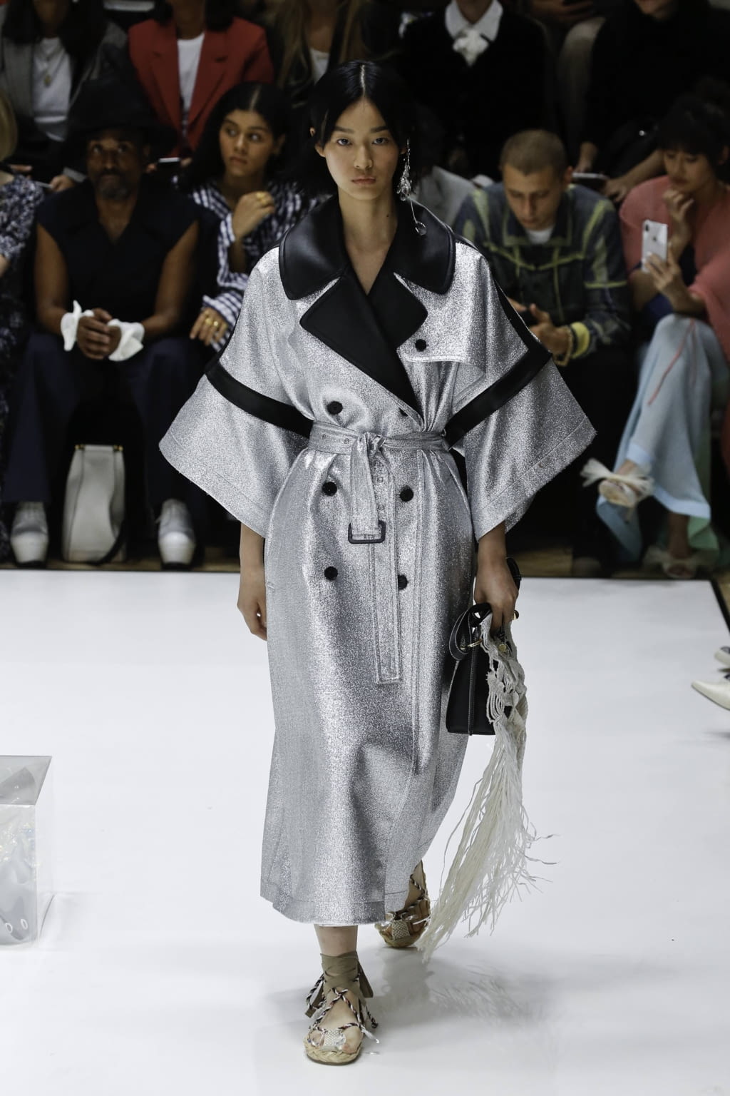 Fashion Week London Spring/Summer 2020 look 33 from the JW Anderson collection 女装