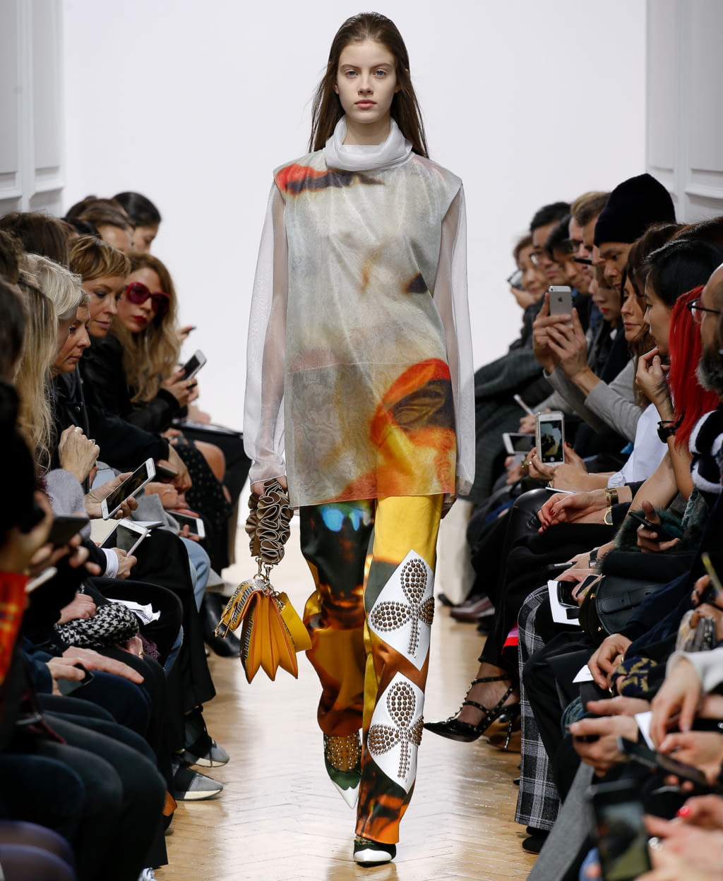 Fashion Week London Fall/Winter 2016 look 28 from the JW Anderson collection 女装