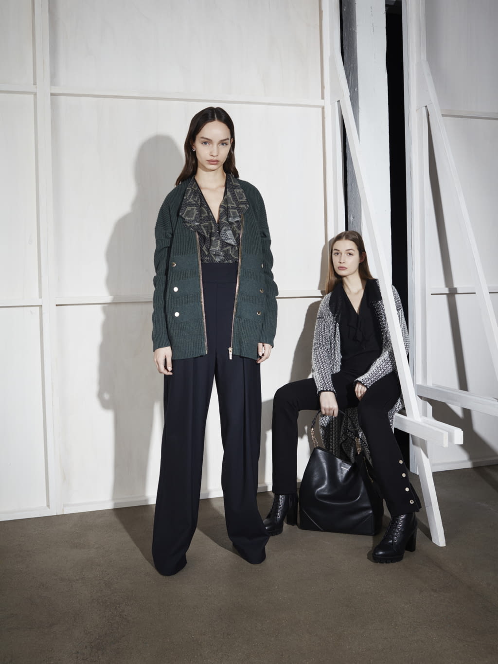 Fashion Week Paris Fall/Winter 2017 look 11 de la collection Karl Lagerfeld womenswear
