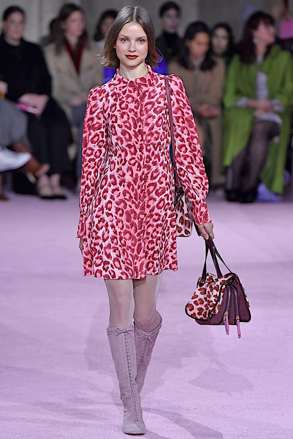 Fashion Week New York Fall/Winter 2019 look 23 from the Kate Spade New York collection womenswear