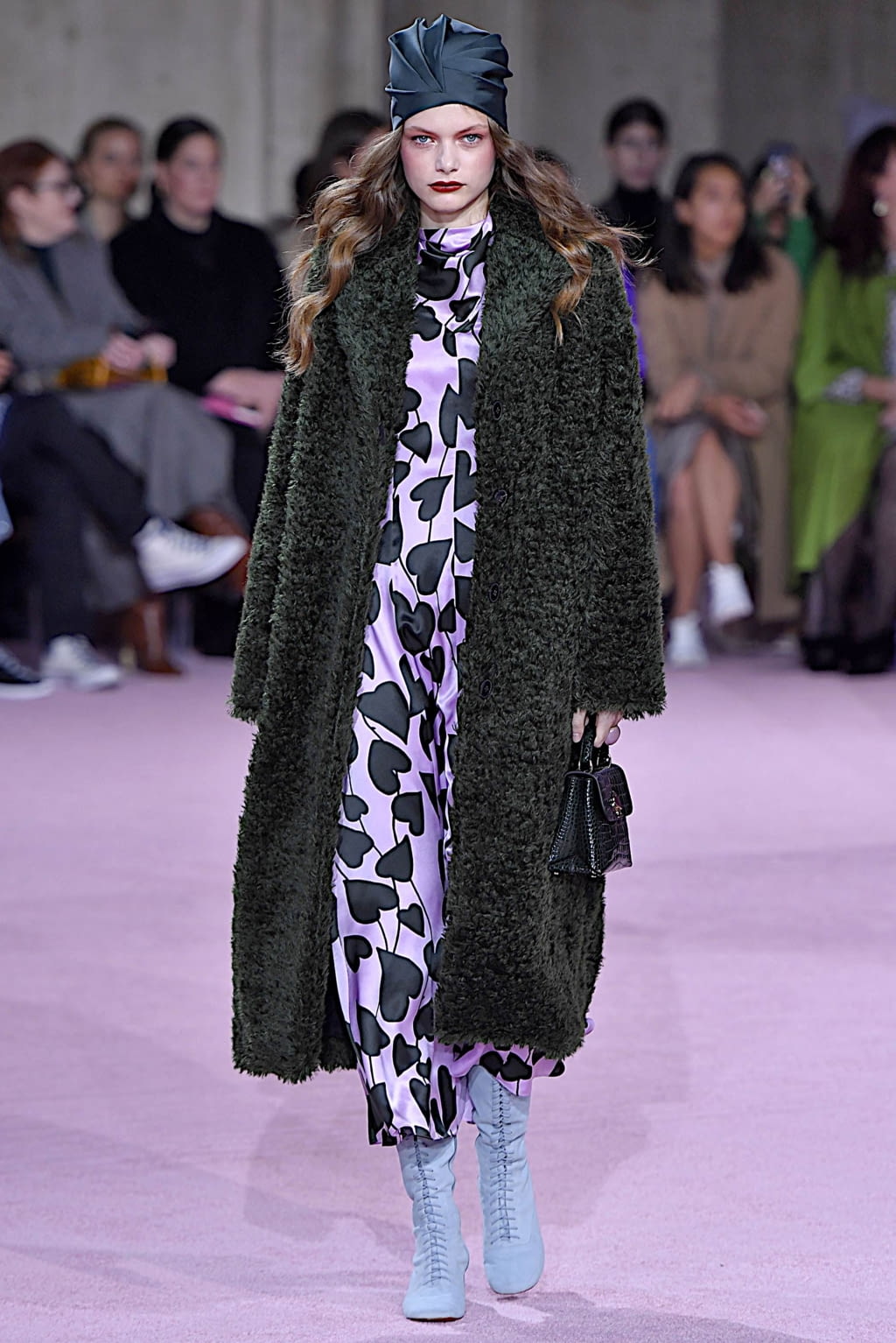 Fashion Week New York Fall/Winter 2019 look 33 from the Kate Spade New York collection 女装